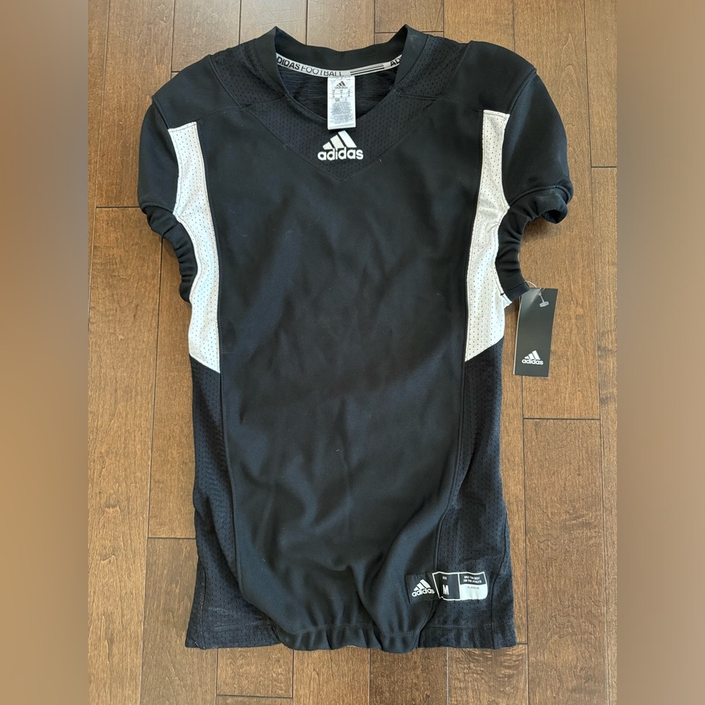 NWT! Adidas Techfit football jersey. Medium